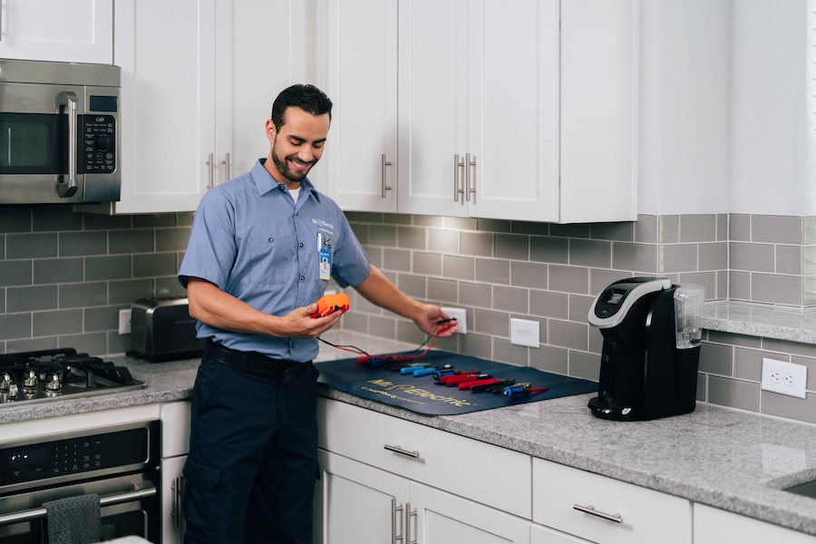 Electrical Outlet Replacement in New Hill, NC